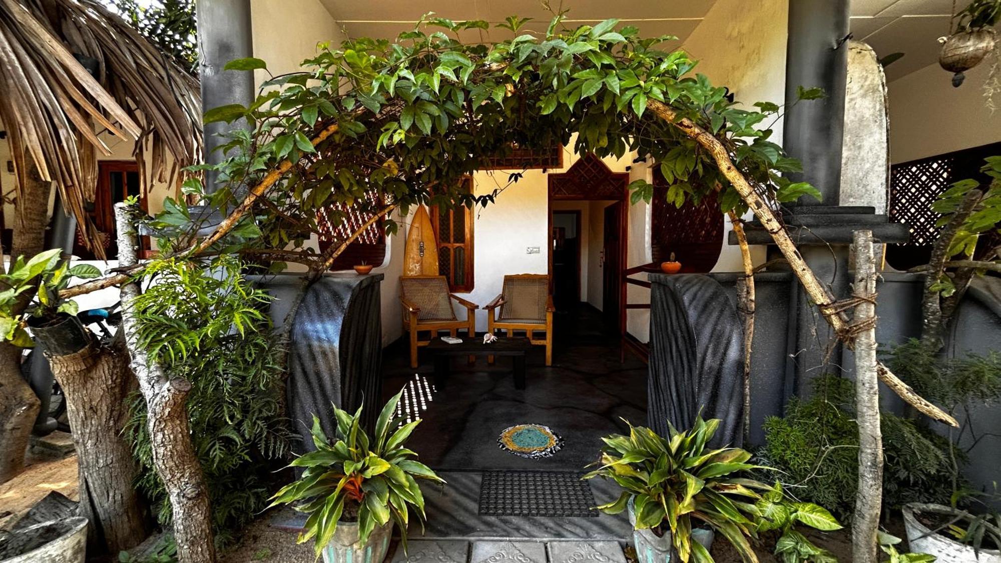 Hakuna Matata Arugambay Arugam Bay Exterior photo